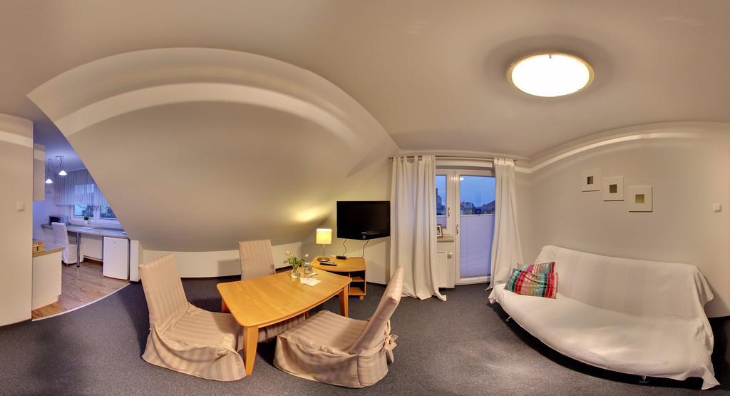 Apartamenty Pod Telegrafem Кельце Екстер'єр фото